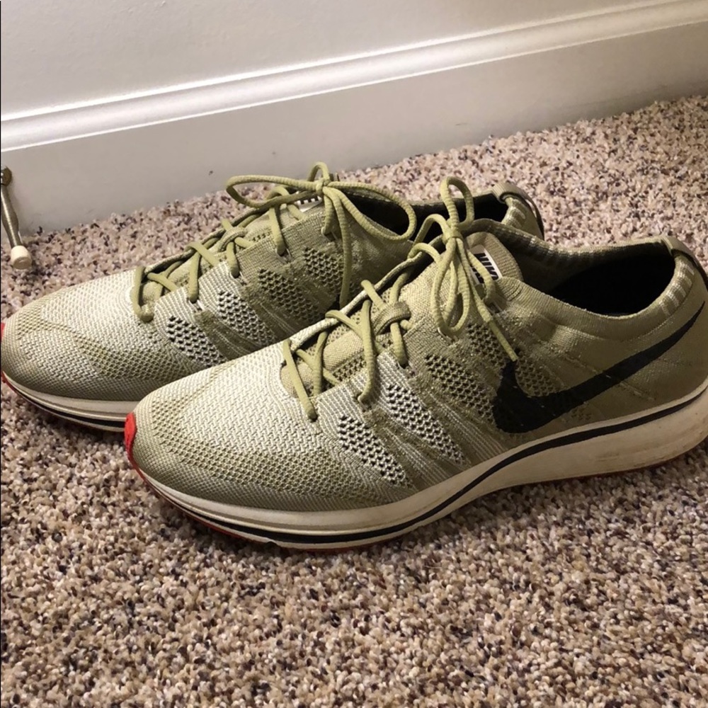 Nike flyknit trainer